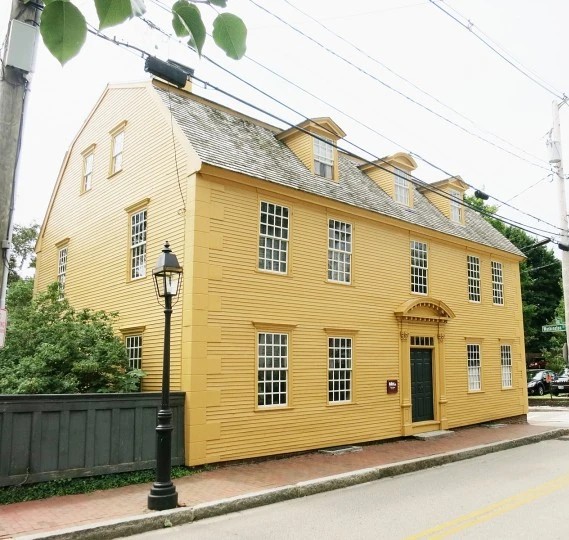 Discover New England Architecture: Homes & Churches
